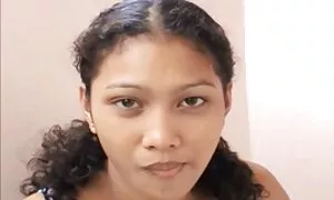 Rusia telah fuck baik di depan komputer awek melayu buat seks riba.