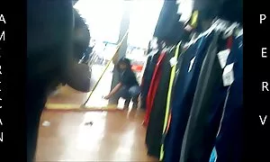 Di seks pelajar atas katil